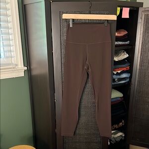 Brown High-Waisted Leggings